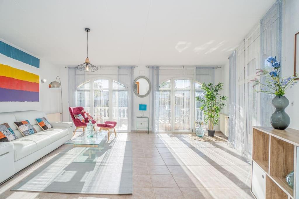 Sm21-Gran Casa De Vacaciones En La Playa, 4 Habitaciones, Climatizada, Piscina, Barbacoa Y Wifi Эмпуриабрава Экстерьер фото