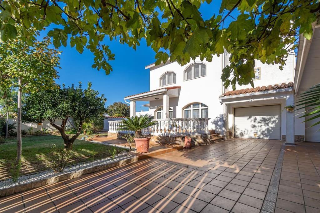 Sm21-Gran Casa De Vacaciones En La Playa, 4 Habitaciones, Climatizada, Piscina, Barbacoa Y Wifi Эмпуриабрава Экстерьер фото